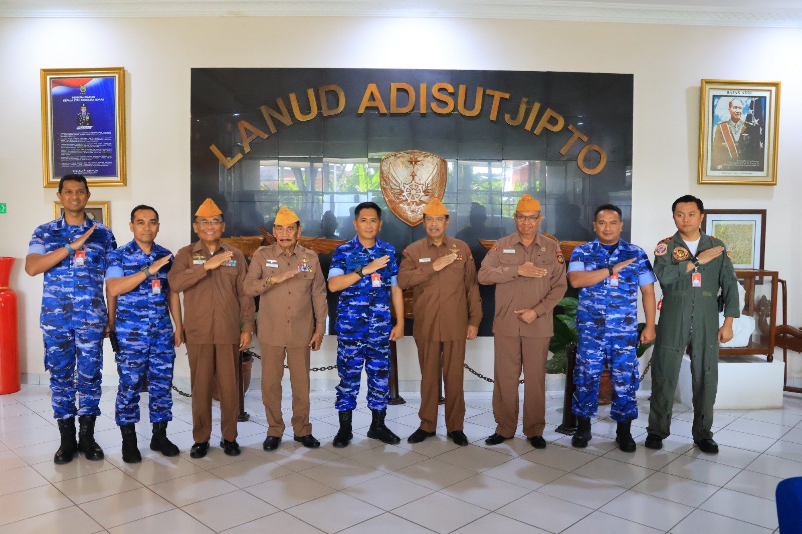 Waketum II DPP LVRI “Kulonuwun” ke Sejumlah Pejabat di DI Yogyakarta