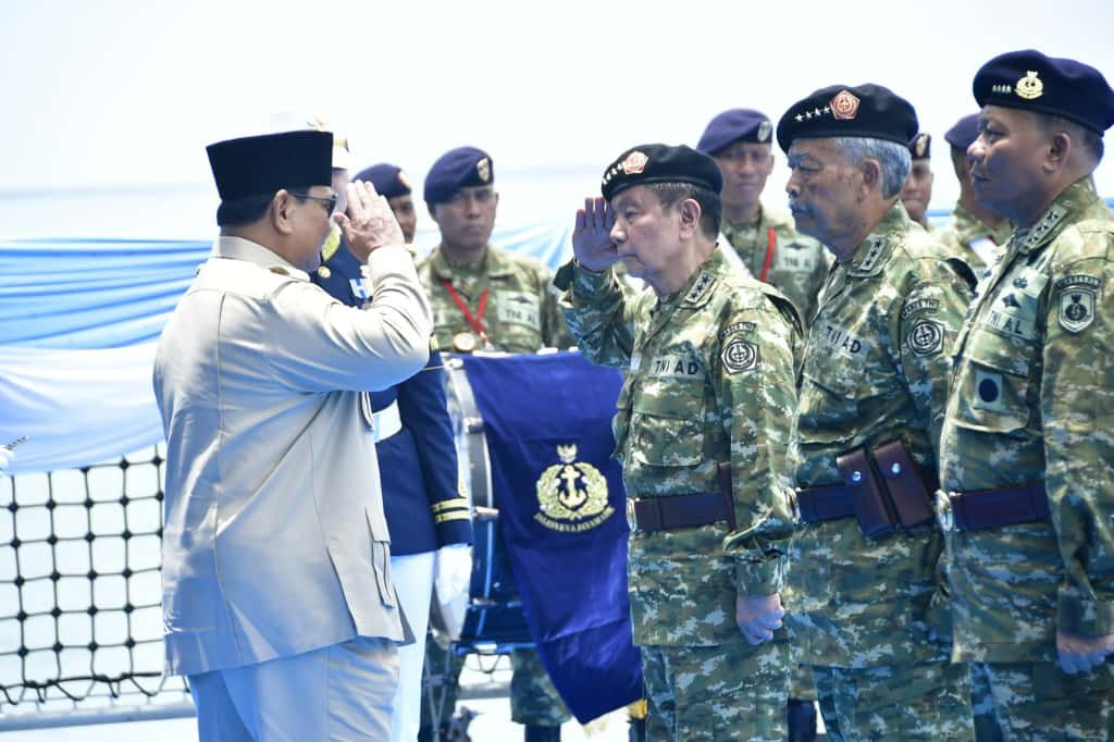 Letnan Jenderal TNI Purn HBL Mantiri Peroleh Kenaikan Pangkat Kehormatan Menjadi Jenderal TNI Kehormatan